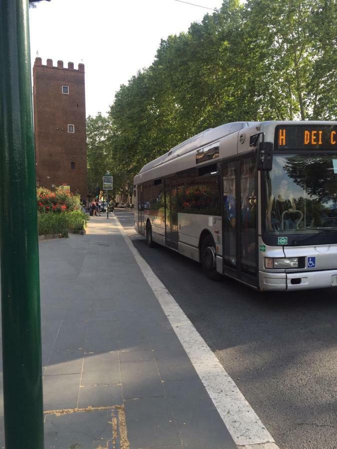 Sunny Side Trastevere Рим Екстериор снимка