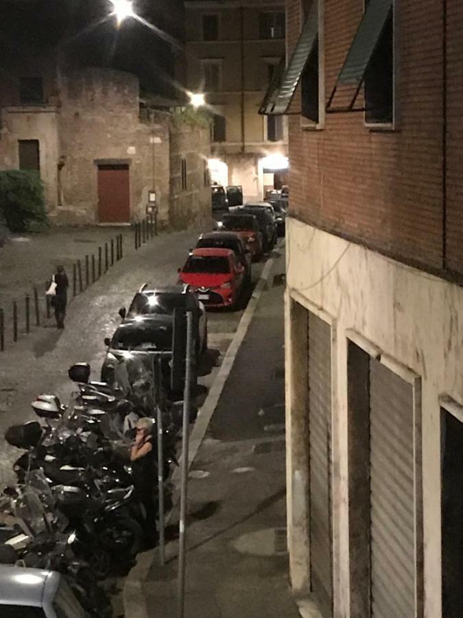 Sunny Side Trastevere Рим Екстериор снимка